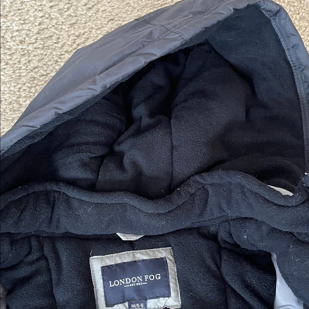 Boys London fog coat and snow pant bib matching set - Picture 6 of 12